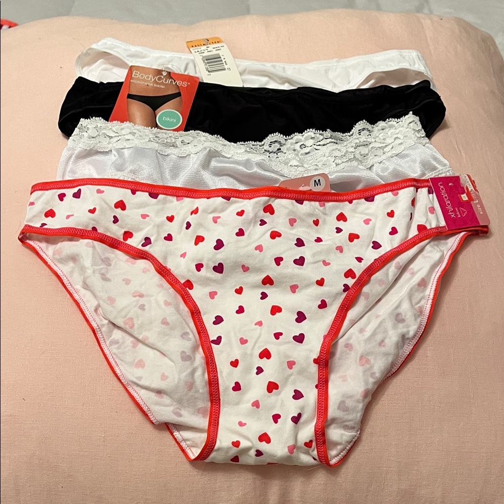 Bikini panties